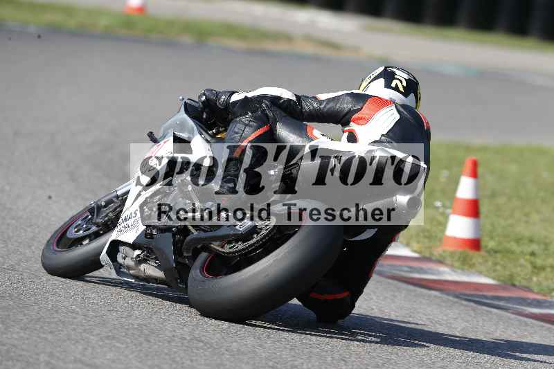 /44 09.08.2025 Plüss Moto Sport ADR/Freies Fahren/backside